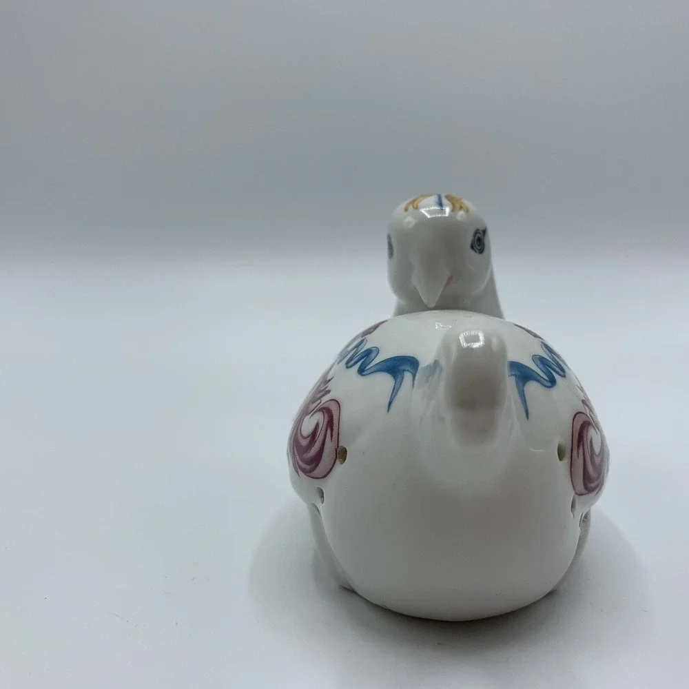 Vintage Elizabeth Arden Porcelain Pigeon Potpourri Holder Palais De Versailles